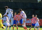 Joao Assunçao marca uno de los goles del Atlético de Madrid Infantil ante el Real Madrid